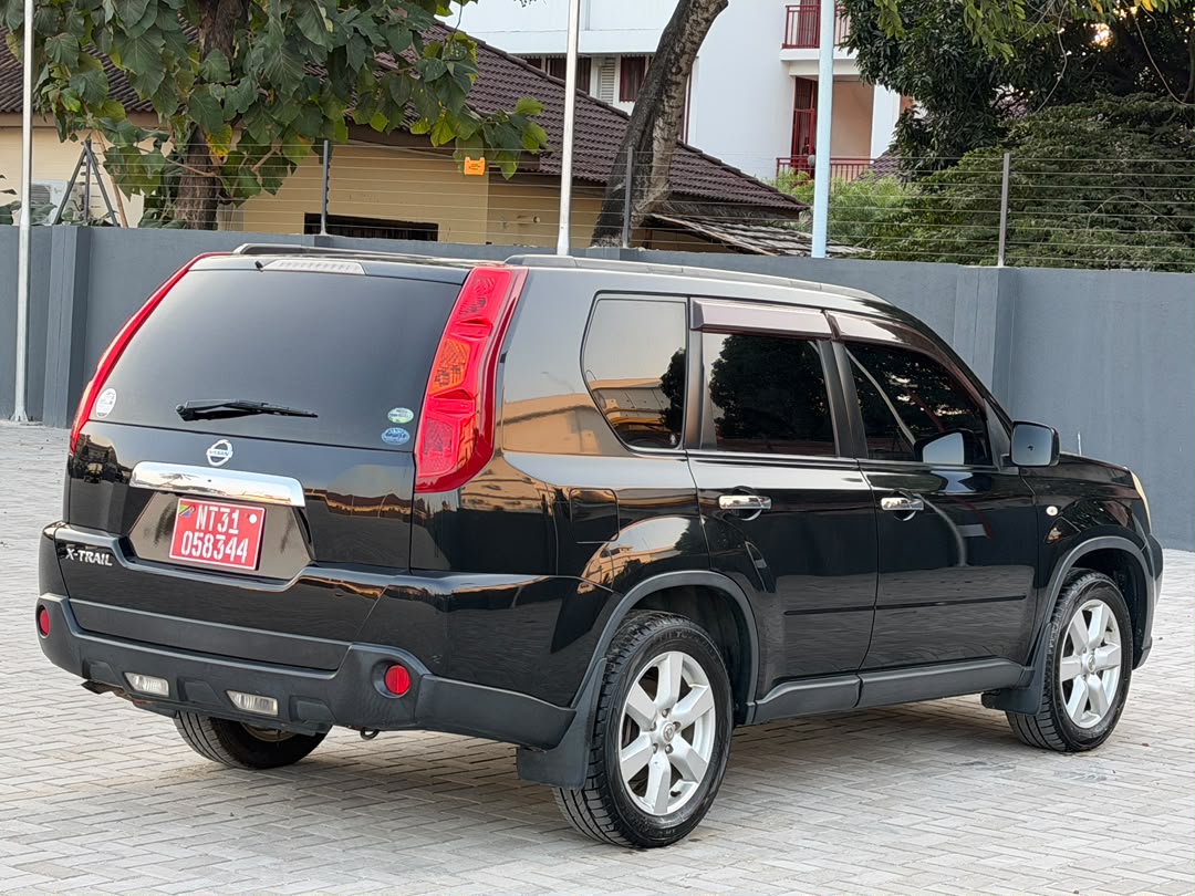 NISSAN XTRAIL thumbnail 9